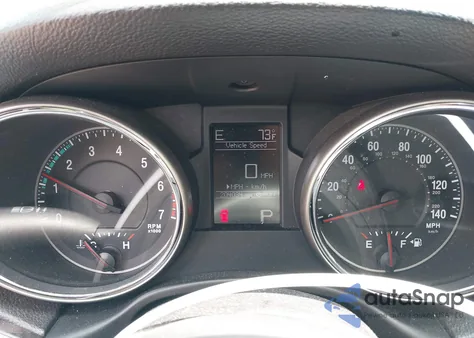 2013 Jeep Grand Cherokee Laredo z USA, uszkodzony, nr VIN 1C4RJFAT9DC574617